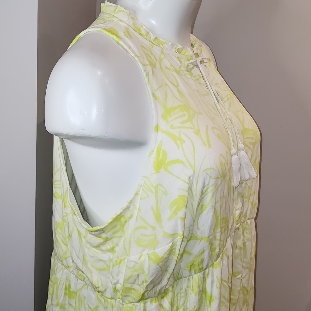 Torrid - Midi Wash Gauze Tiered Dress in Floral Yellow - Picture 6 of 13